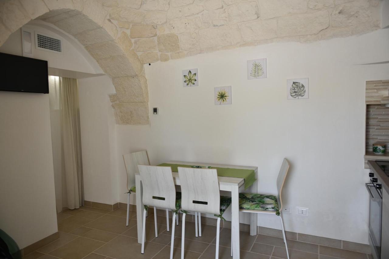 Trulli Dal Sole Alla Luna Martina Franca Exterior foto