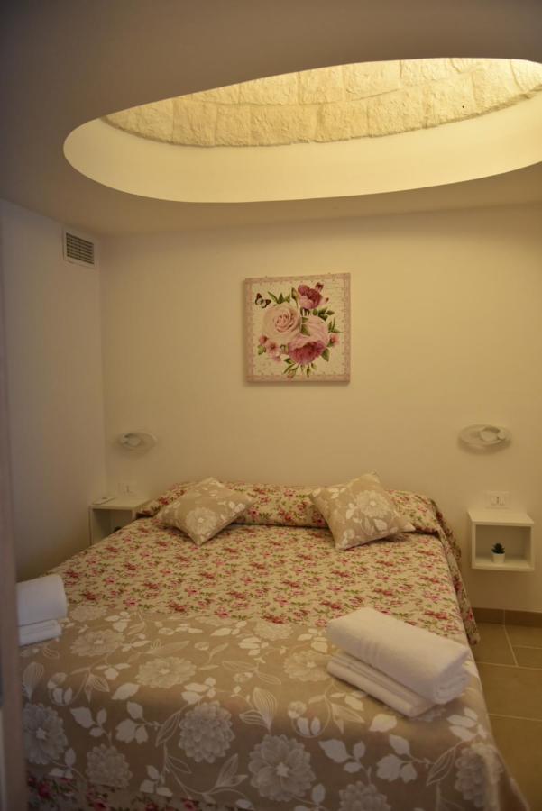 Trulli Dal Sole Alla Luna Martina Franca Exterior foto