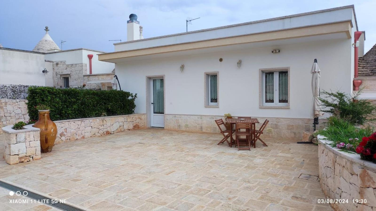 Trulli Dal Sole Alla Luna Martina Franca Exterior foto